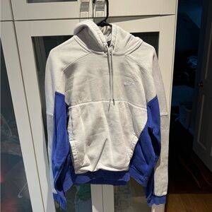 Women’s Colorblock Nike Hodie